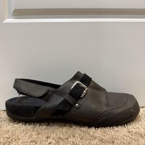 Vionic Shoes Womens Size 9 Gray Leather Clog Sandals Orthaheel Comfort Buckle
